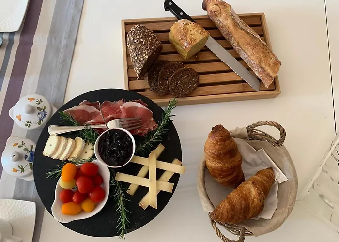 L'escale De Bel Air D'hotes Bed & Breakfast 4*